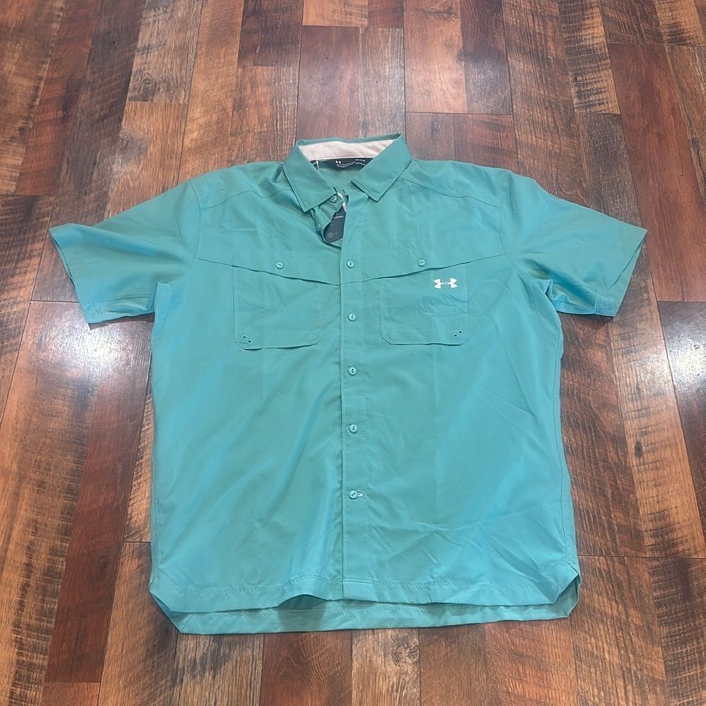 Under Armour shirt L (6025) NWT